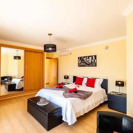 Laguna - Moradia Relaxante Com Piscina Aquecível E Bbq - * Albufeira