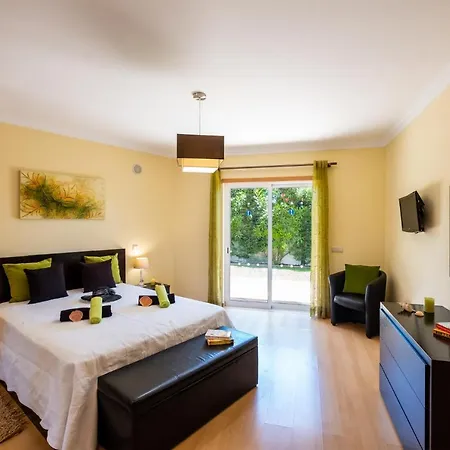 Laguna - Moradia Relaxante Com Piscina Aquecível E Bbq - Villa