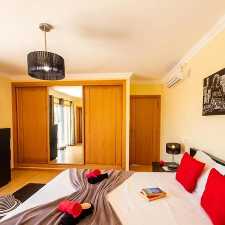 Laguna - Moradia Relaxante Com Piscina Aquecivel E Bbq - Βίλα